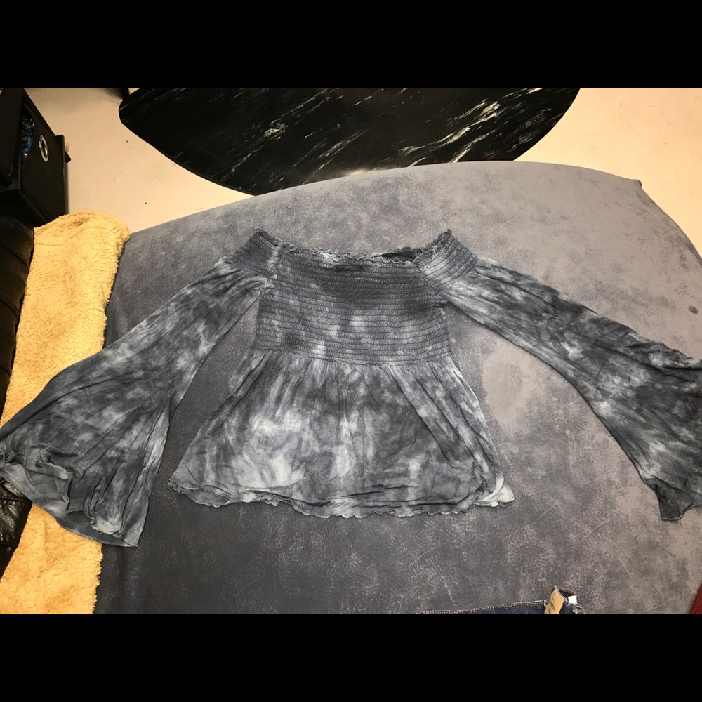 Bell bottom shirt